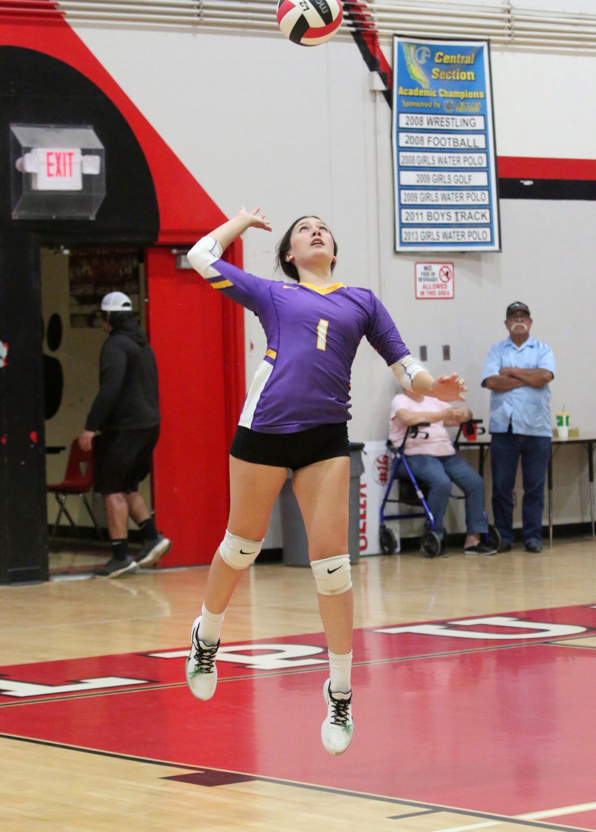 Bullpups claim victory over Tigers in thrilling season finale
